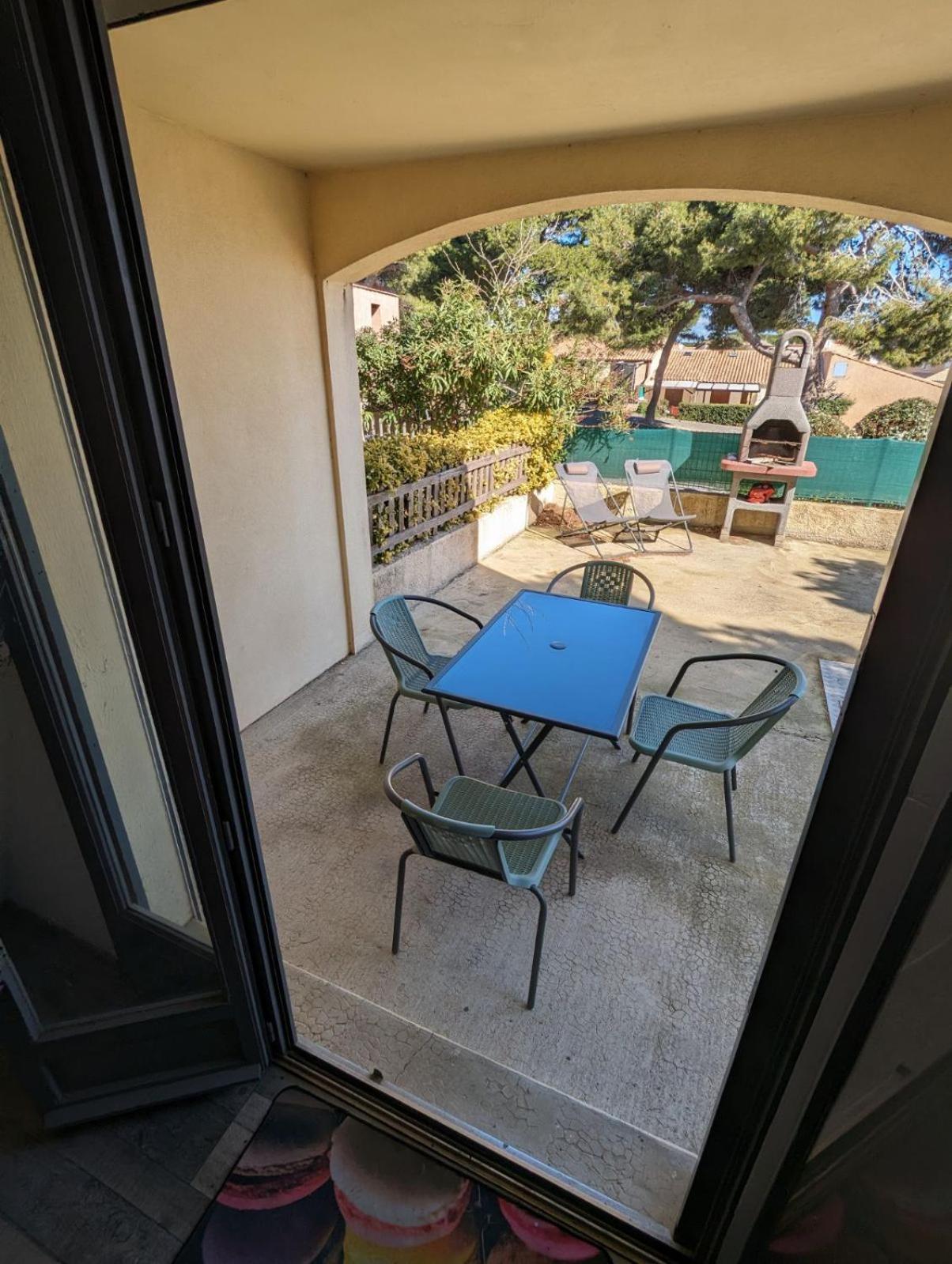 La Pinede Apartment Gruissan Bagian luar foto