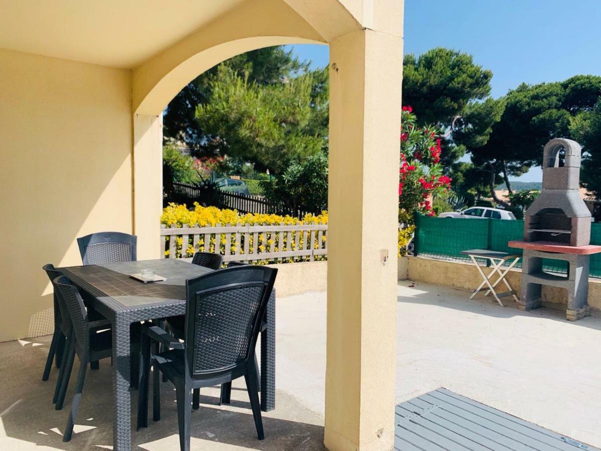 La Pinede Apartment Gruissan Bagian luar foto