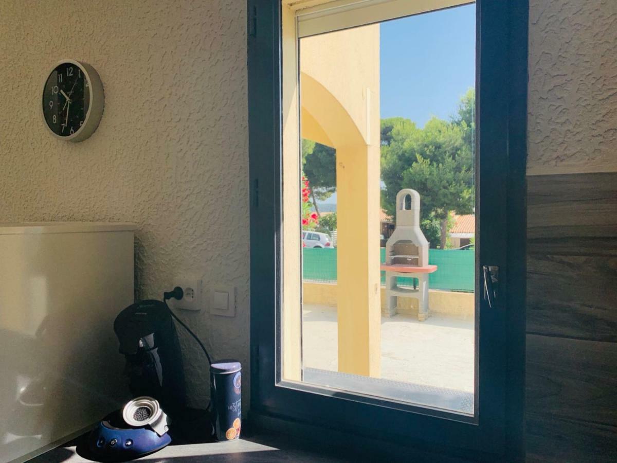 La Pinede Apartment Gruissan Bagian luar foto