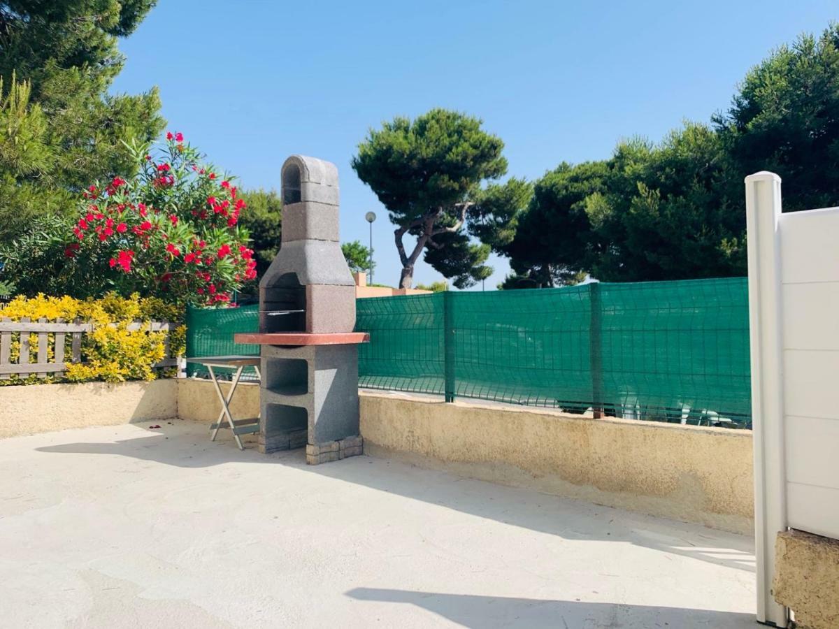 La Pinede Apartment Gruissan Bagian luar foto